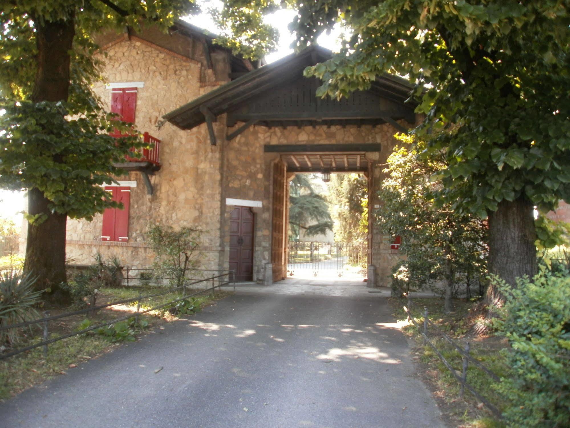 Albergo Villa & Roma Pallazzolo sullʼOglio Εξωτερικό φωτογραφία